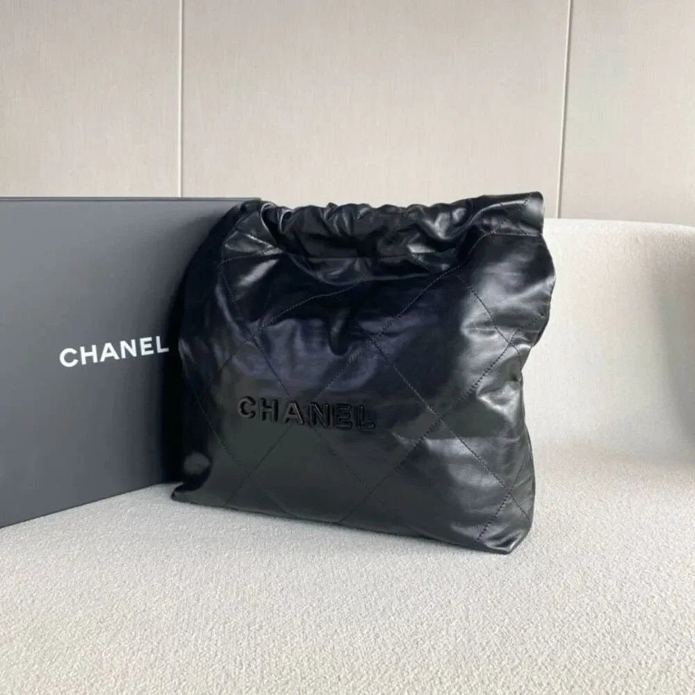Chanel Women Pre-Loved Bag Very Good Condition